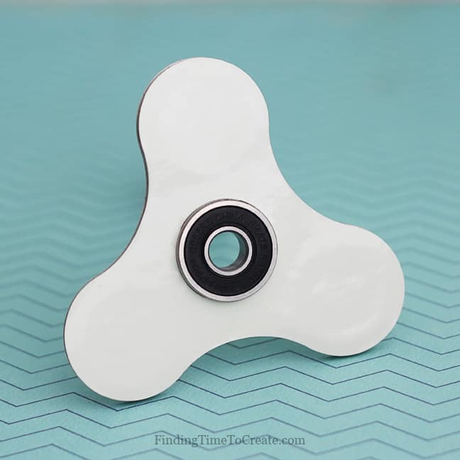 Make Sensational Fidget Spinners for Summertime Fun
