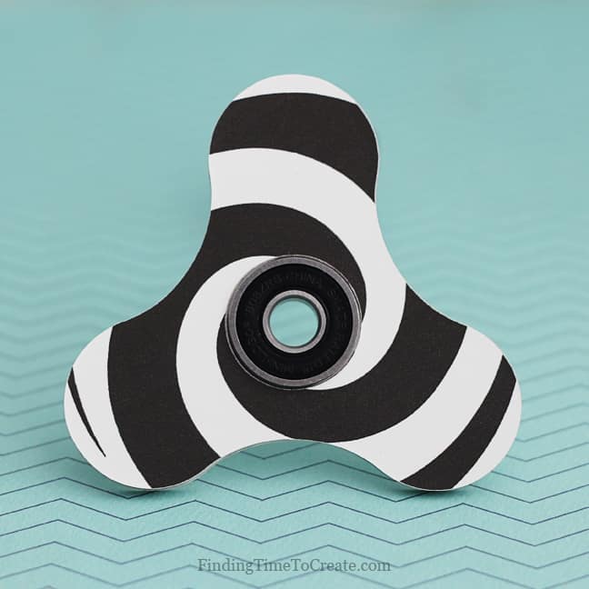 Make Sensational Fidget Spinners for Summertime Fun